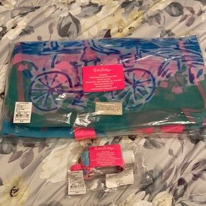 Lilly Pulitzer Tote and Hand sanitizer